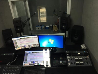 精準(zhǔn)選型，優(yōu)質(zhì)錄音 小錄音棚、學(xué)校錄音棚與演播室設(shè)備配置全攻略